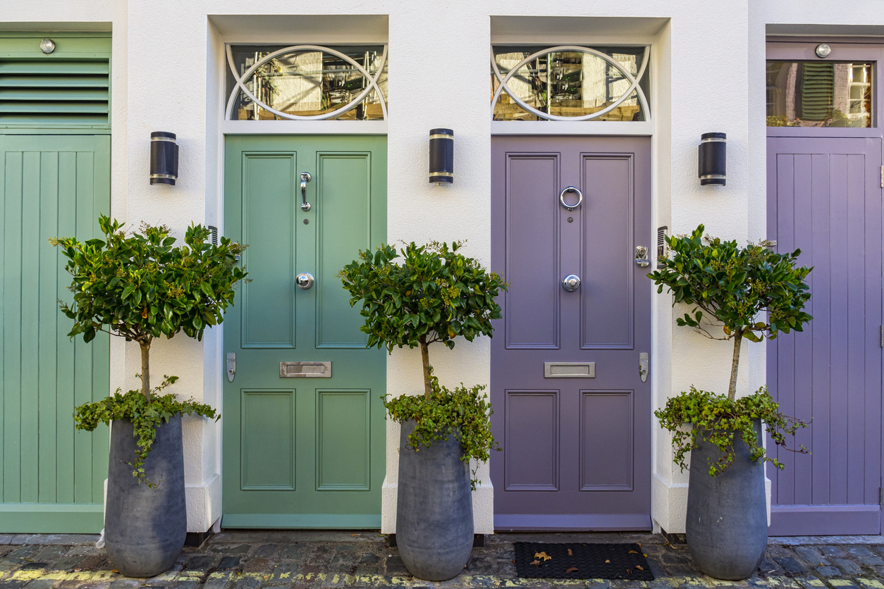 pretty-house-frontage
